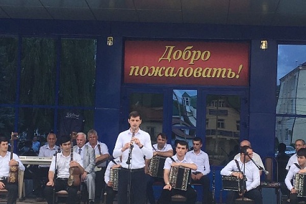 Творческий десант в С.-Стальском районе