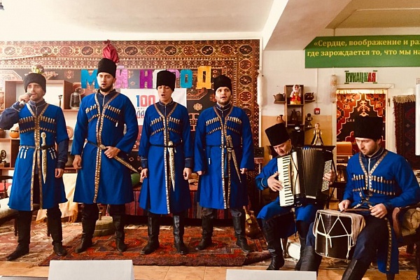 4 марта, в Центре культуры с. Коркмаскала Кумторкалинского района прошёл фестиваль - конкурс фольклора «Мой народ»