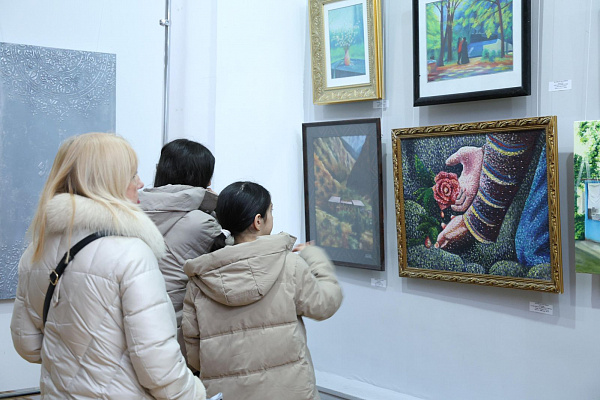 В Махачкале  открылась Республиканская выставка изобразительного искусства в рамках арт-проекта «Самородки»