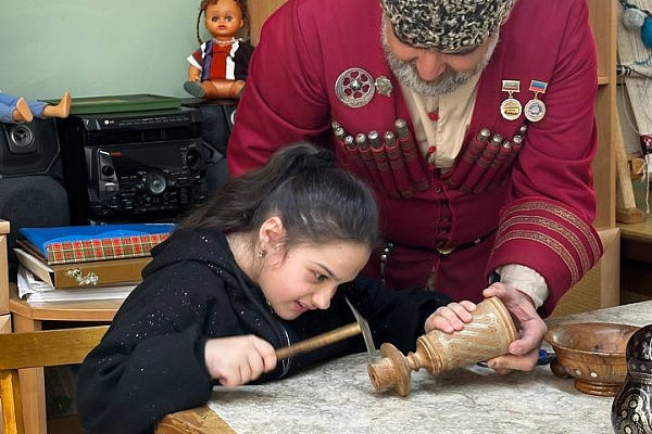 Мастер-классы по народным промыслам для детей от Республиканского дома народного творчества