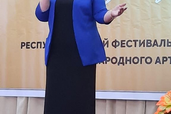 25 апреля Центр традиционной культуры села Хучни прошел Республиканский фестиваль-конкурс национальной песни «Живые традиции»
