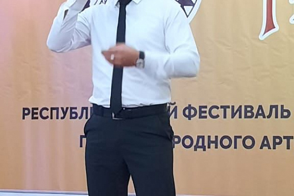 25 апреля Центр традиционной культуры села Хучни прошел Республиканский фестиваль-конкурс национальной песни «Живые традиции»
