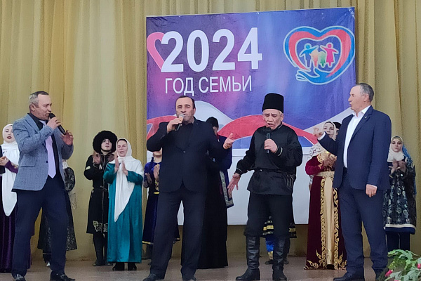 Творческий десант» в Цумадинском районе