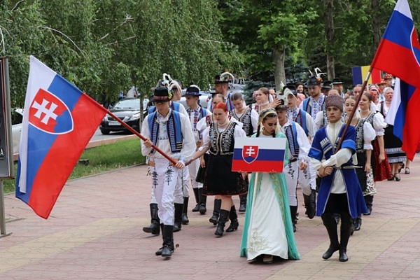 Завершился первый день VIII Международного фестиваля фольклора и традиционной культуры «Горцы»