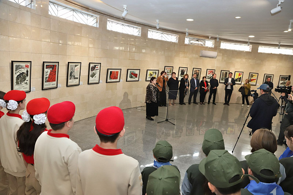 Открытие передвижной выставки военного плаката «Уроки истории»