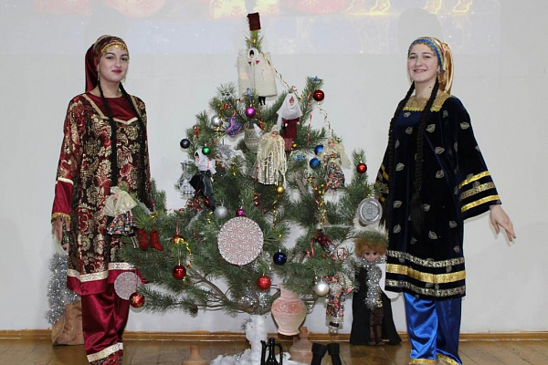 Учреждения культуры Ботлихского, Кайтагского, Тарумовского, Дахадаевского районов и Бежтинского участка  присоединились к акции «Ёлки России»,