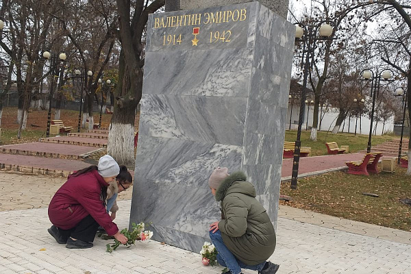9 декабря в России отмечается памятная дата – День Героев Отечества