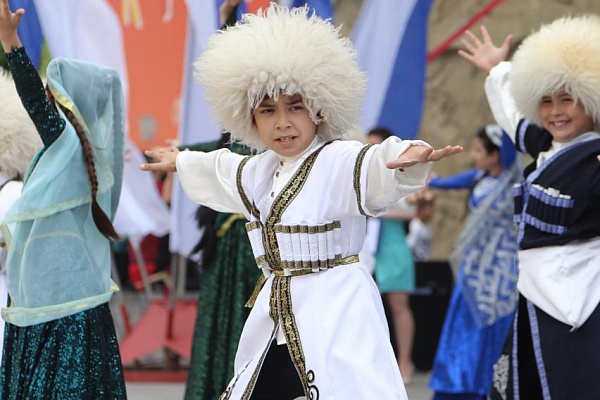 В День защиты детей в столице прошел XI Республиканский фестиваль детского художественного творчества «Маленькие горцы»