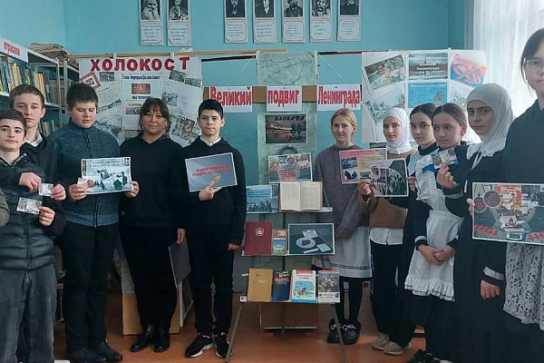 Ровно 80 лет, оборона города на Неве стала символом беспримерного мужества и силы духа советского народа