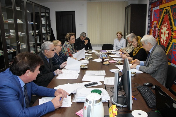 29 октября в Республиканском Доме народного творчества МК РД завершился просмотр конкурсных работ на Открытый Региональный конкурс видео- и анимационных фильмов о народном творчестве, фольклорном наследии, этнографии "Радуга".