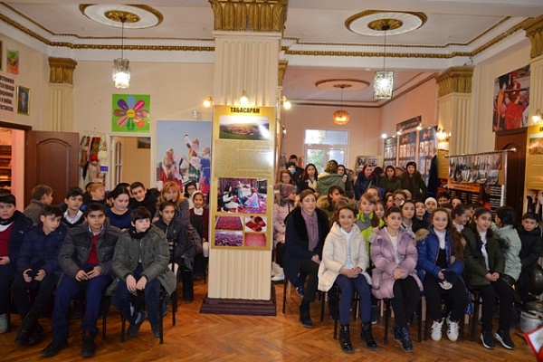 Творческий десант Махачкалинского музучилища в центре культуры г.Каспийска