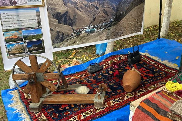 15 октября в с. Усухчай Докузпаринского района состоялся праздник, посвященный 90-летию со дня образования  района