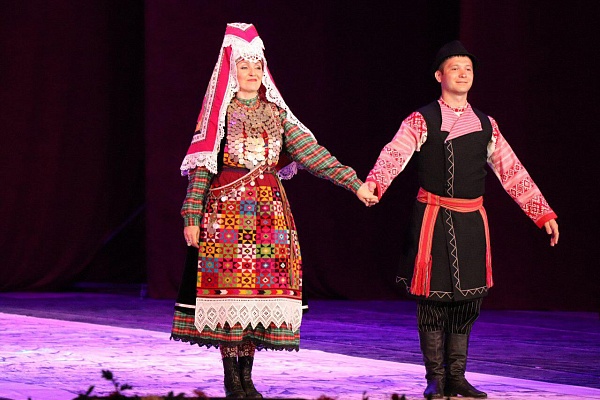 Праздник  «Поэзия народного костюма»