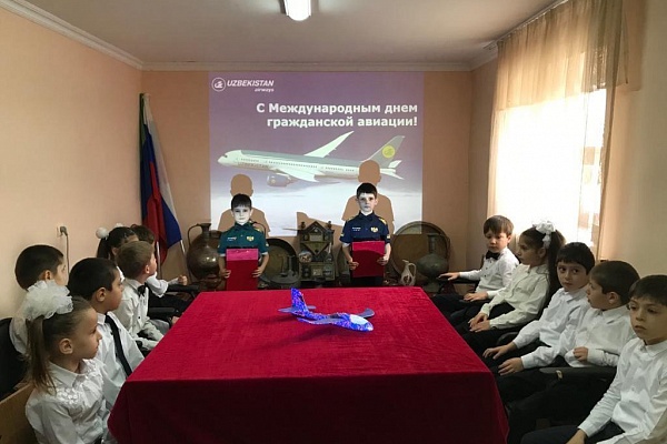 Сегодня в День гражданской авиации в культурных досуговых учреждениях муниципалитетах республики прошли мероприятия, посвященные этой дате