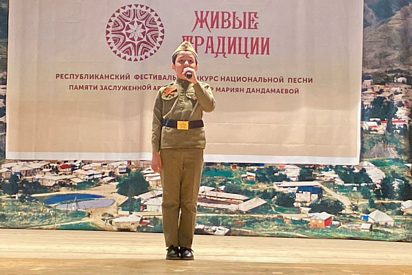 Республиканский фестиваль-конкурс национальной песни «Живые традиции» продолжает свою работу в городах и районах республики