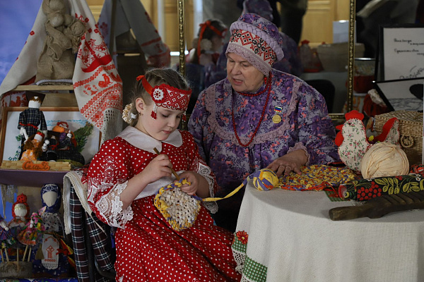В республике состоялось официальное открытие Года семьи