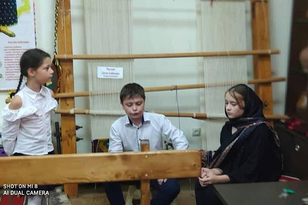 В сентябре в Дагестане и всей России вспоминают о талантливом поэте, творчество которого объединяет людей разных национальностей, учит нас дружбе, любви, мудрости и добру. 