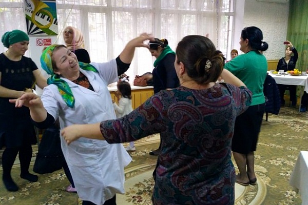 Благотворительный концерт  ко Дню матери в Республиканском Центре социальной помощи семье и детям