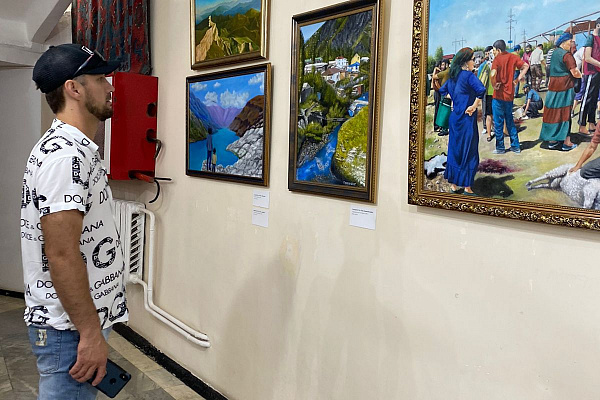 2 июля, состоялось открытие выставки «Самородки Дагестана», которая проводится в рамках XX Международного фестиваля фольклора и традиционной культуры «Горцы»