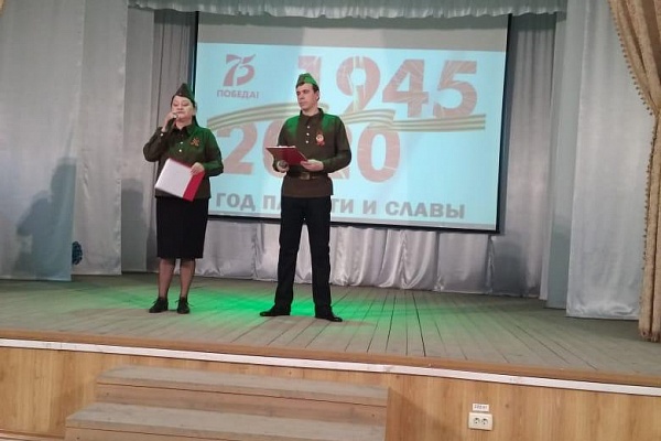 20 февраля в рамках проекта «Творческий десант» народный ансамбль песни «Яблонька» Кизлярского района выступил в Центре культуры Тарумовского района.