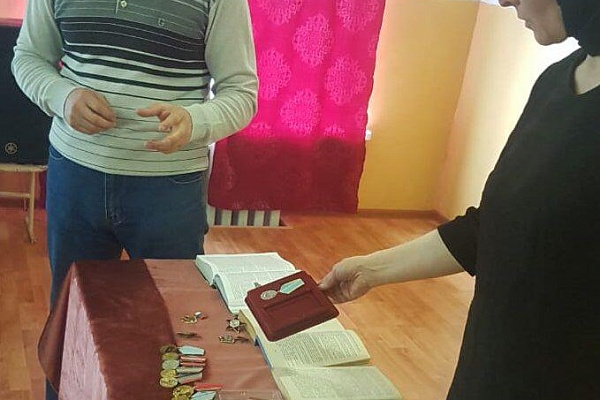 В республике продолжаются мероприятия, посвященные 31-ой годовщине окончательного вывода советских войск из Афганистана.