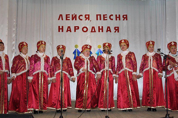 22 ноября в 12.00, в Центре традиционной культуры с. Тарумовка пройдет XXVII Республиканский фестиваль народной песни и музыки «Лейся, песня народная!».