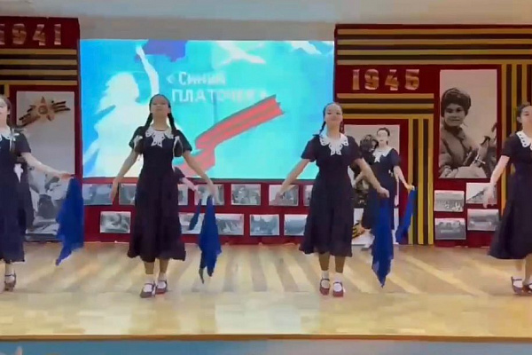 Танцевальный флешмоб «Эхо Победы»