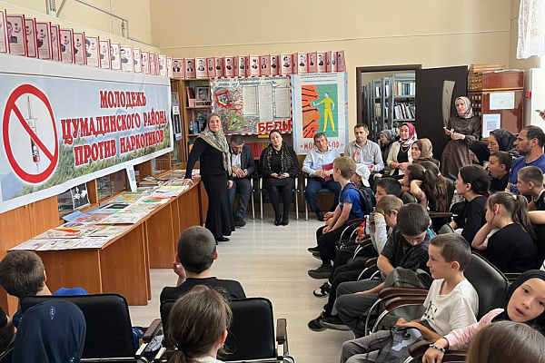 Республиканская выставка "Мой выбор" продолжает просветительскую миссию в районах Дагестана