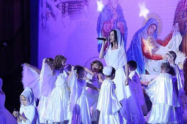Выступление народного хора русской песни «Волна»  на открытии республиканской  Рождественской архиерейской Елки.