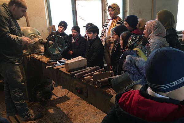 Республиканский Дом народного творчества продолжает знакомить жителей Дагестана с традиционными промыслами и ремёслами  наших предков. 