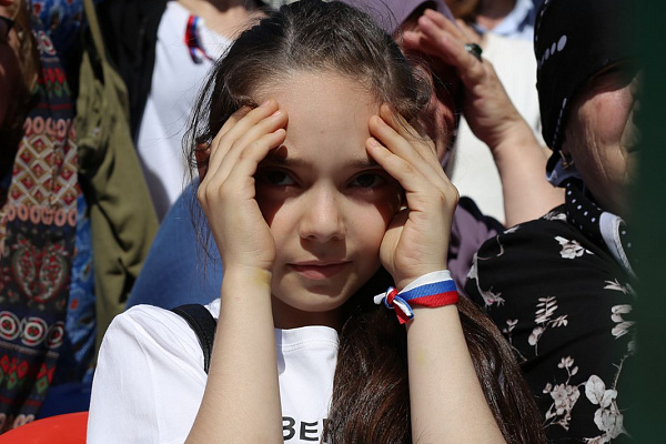 Праздничную программу, посвящённую Дню России, продолжил форум-фестиваль хореографического и фольклорного искусства