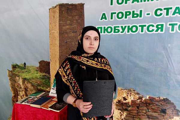 В муниципалитетах республики прошли мероприятия, посвящённые 90-летию народной поэтессы Дагестана Фазу Алиевой
