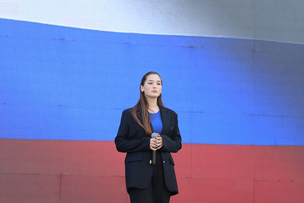 В Махачкале состоялся Фестиваль народного творчества «Журавли над Россией»