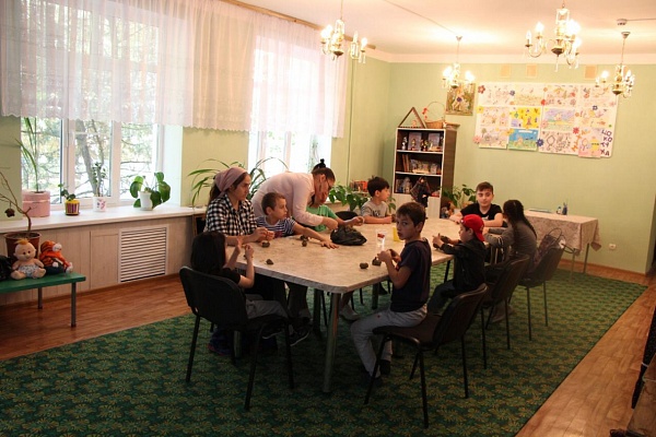 В Махачкале прошел мастер-класс по изготовлению кукол из глины