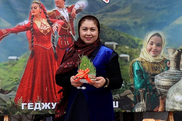 В рамках календаря мероприятий культурно-досуговых учреждений муниципалитетов республики в районах республики прошли праздничные мероприятия, посвященные встрече весны