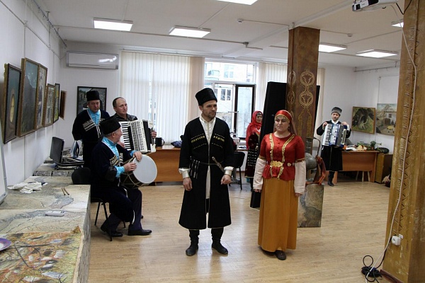 5 февраля в Республиканском Доме народного творчества состоялась встреча  с базовыми народными коллективами Агульской, Цахурской и Рутульской культуры.