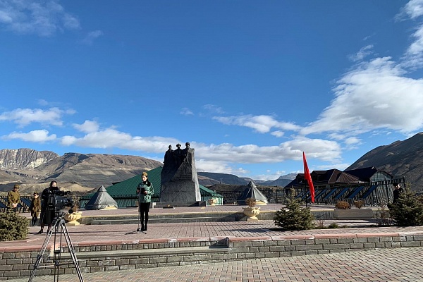 В муниципалитетах республики проходят мероприятия посвященные Дню полного освобождения Ленинграда от фашистской блокады.