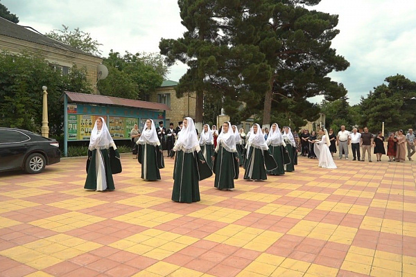 Встреча гостей- участников XX Международного фестиваля фольклора и традиционной культуры «Горцы» из республики Башкортостан  в Каякентском районе