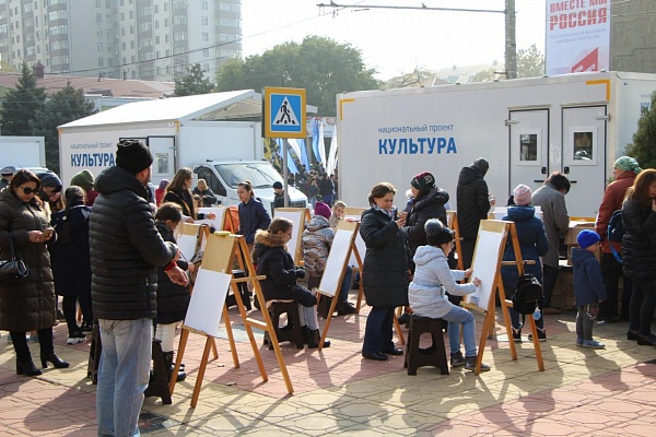 Новые мобильные культурные центры – автоклубы. 