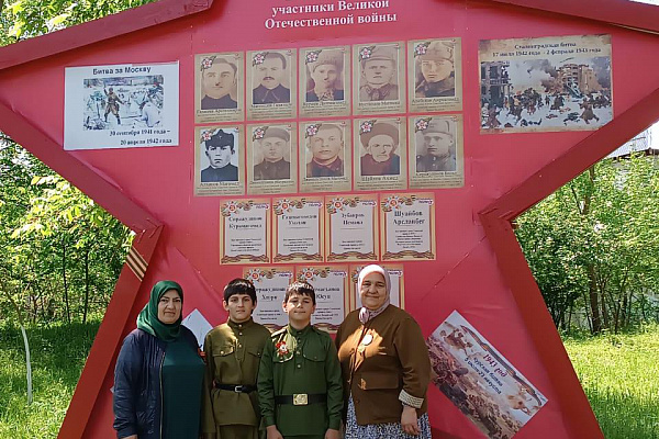 Флешмоб-акция «За наших!», организованная Республиканским домом народного творчества