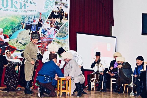 Сегодня в городе Кизилюрте прошел праздник фольклора и традиционной культуры "Истоки".