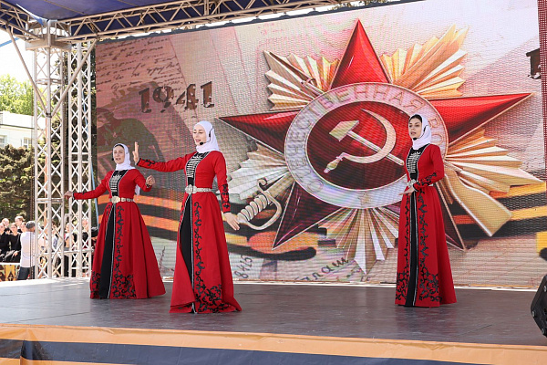 Фестиваль «Журавли над Россией»
