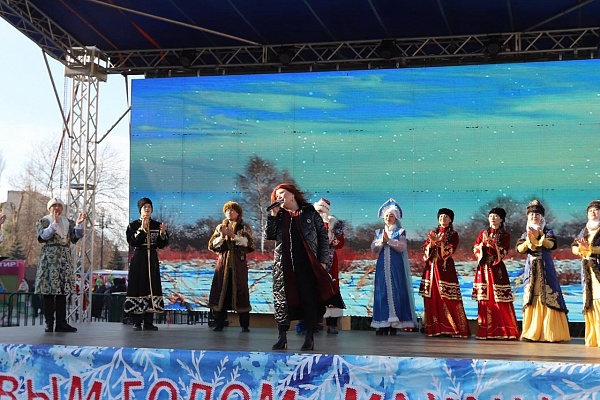 Республиканский фестиваль «Новогодние открытки» продолжил свою работу сегодня, 26 декабря