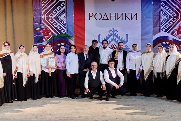 Фестиваль патриотической песни «Родники»