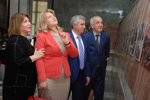 В Махачкале открылась фотовыставка  «Мое село – Кумух»