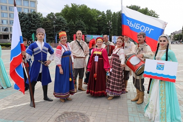 Завершился первый день VIII Международного фестиваля фольклора и традиционной культуры «Горцы»
