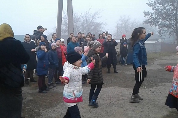 Творческий десант в Новолакском, Кизлярском, Агульском, Докузпаринском  районах и г.Кизилюрте