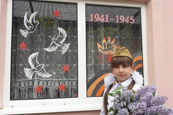 По всей России в преддверии празднования Дня Победы проходят праздничные акции, флешмобы