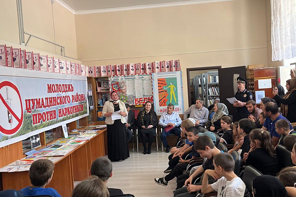 Республиканская выставка "Мой выбор" продолжает просветительскую миссию в районах Дагестана