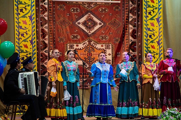 Сегодня в Центре традиционной культуры села Коркмаскала Кумторкалинского района прошел Республиканский фестиваль патриотической песни «Дагестан – наш общий дом».